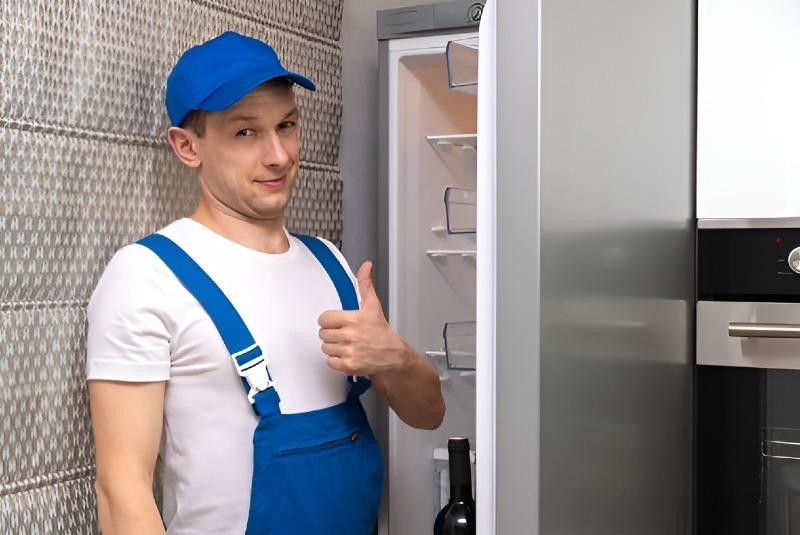 Refrigerator repair in Palm Desert